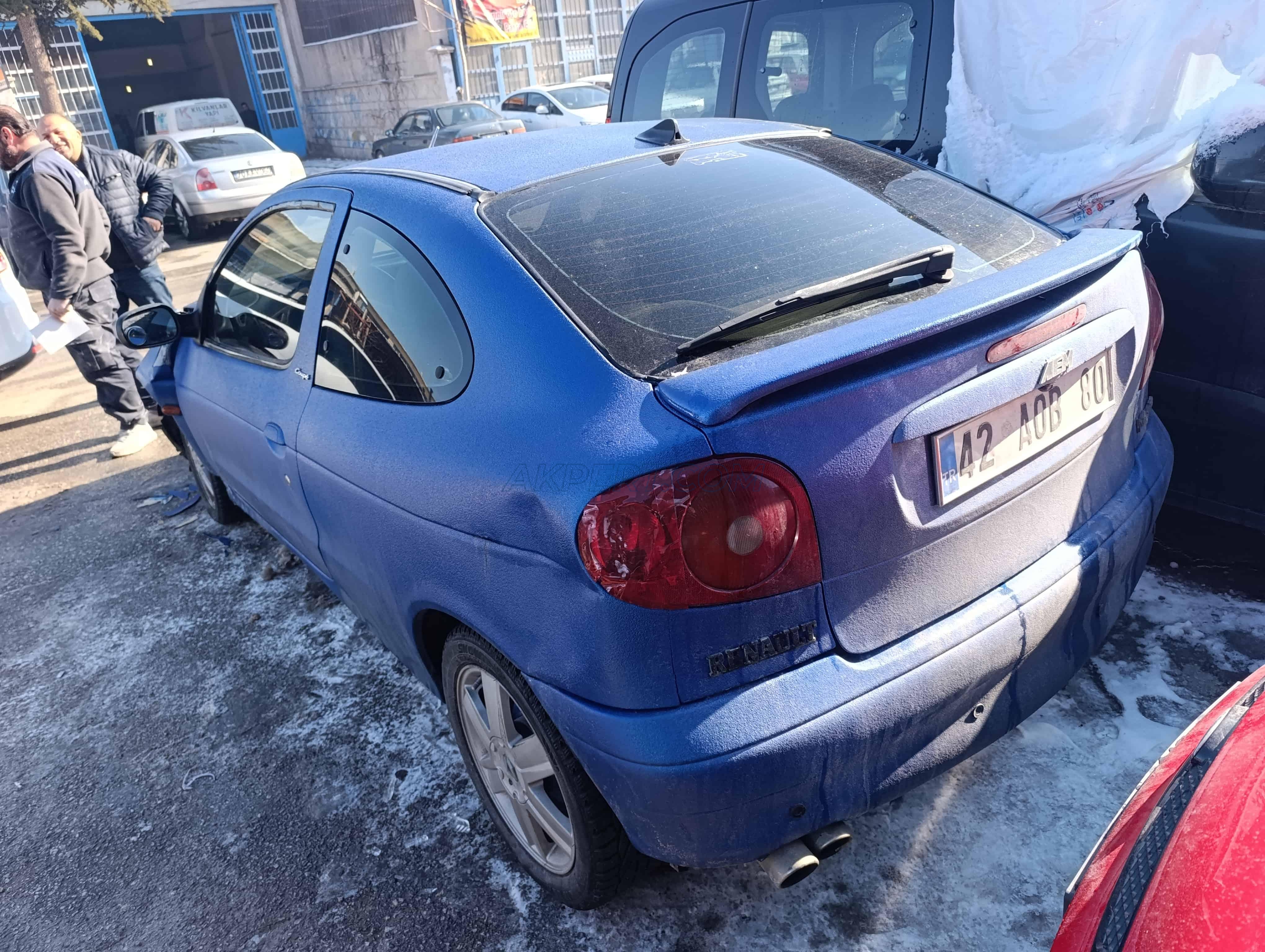 RENAULT MEGANE COUPE 1.6