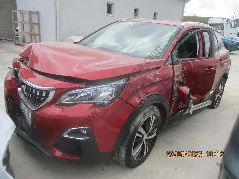 PEUGEOT 3008 1.5