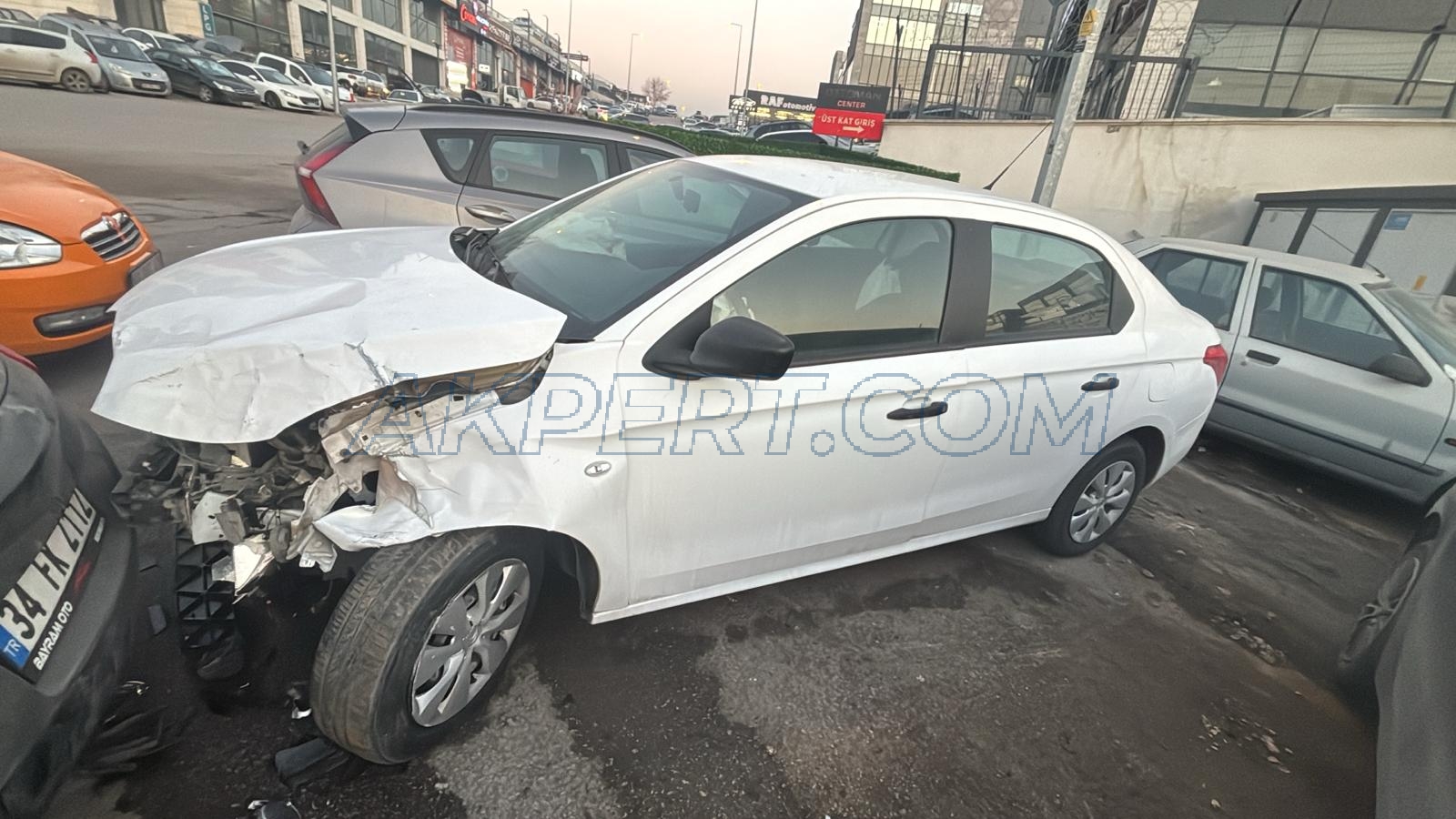 CITROEN C-ELYSEE LIVE 1.2 PURETECH 82