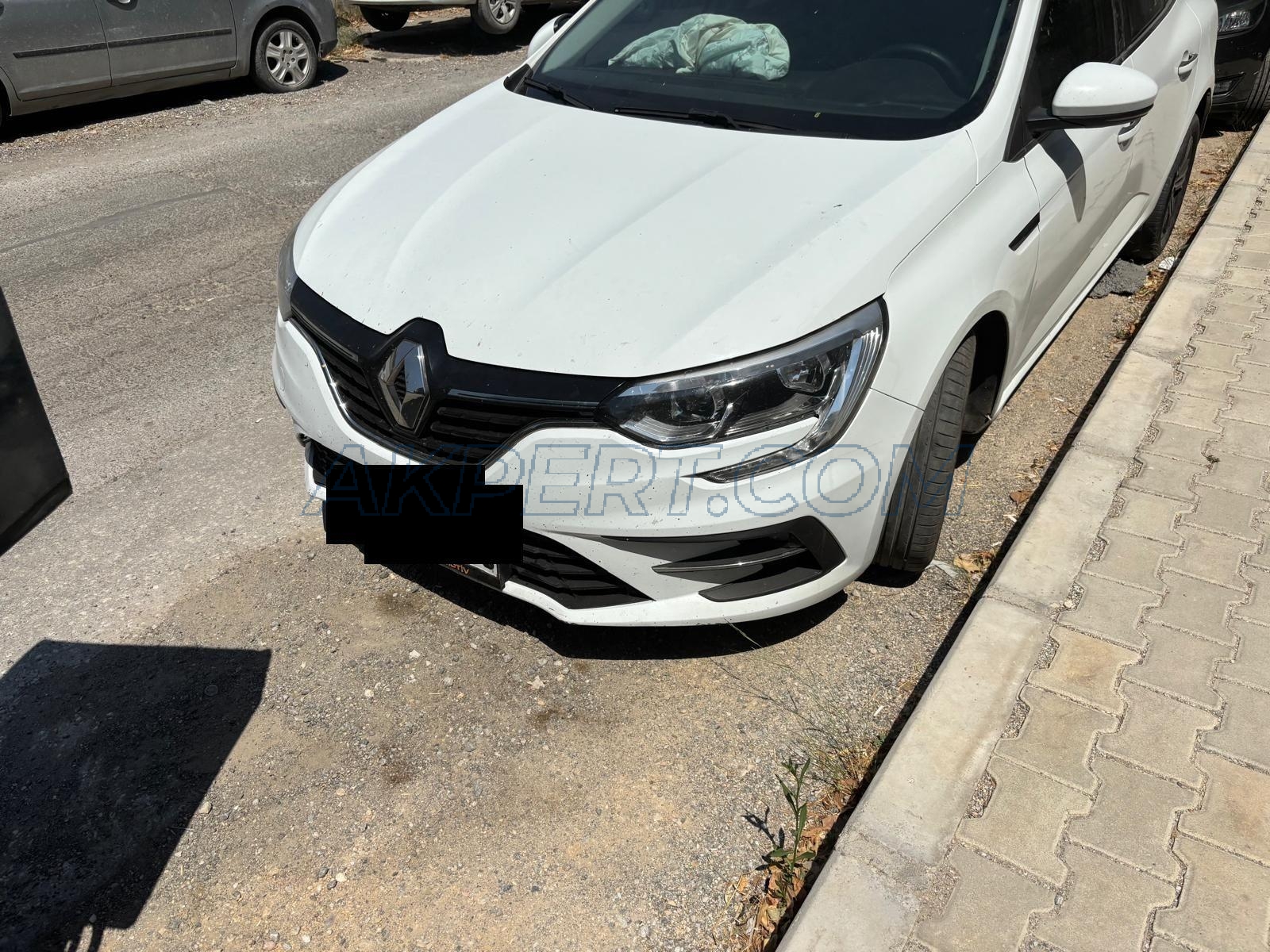 RENAULT MEGANE 1.3